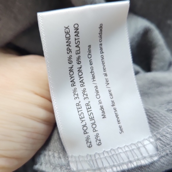 Isaac Mizrahi Ciao Sweatshirt - Picture 10 of 10